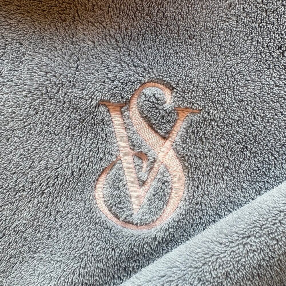 Victorias Secret Plush Fleece Hooded Wrap Robe L